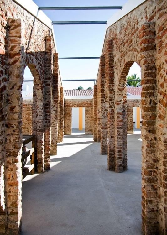 Hotel Quinta Dos Bastos Evora Exterior photo
