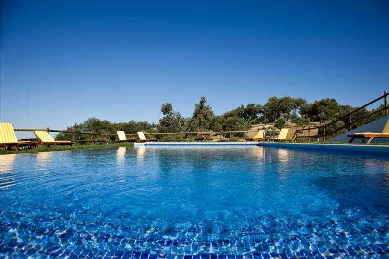 Hotel Quinta Dos Bastos Evora Exterior photo